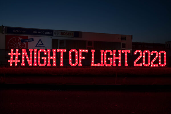 NIGHT OF LIGHT 2020 XXL Leuchtbuchstabe I
