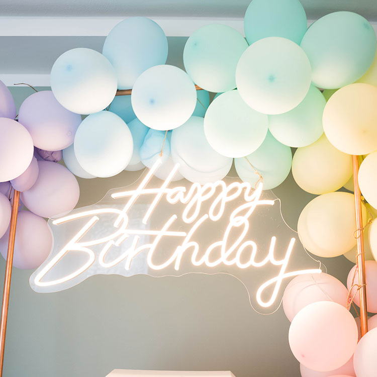 Happy-Birthday-Schild Happy Birthday Neonschild